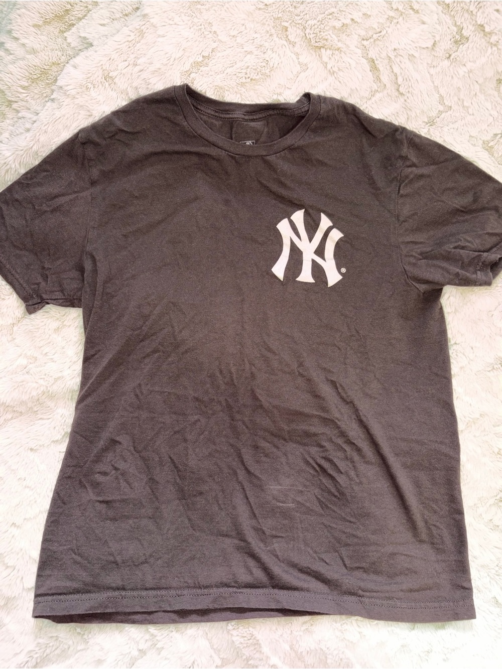 MLB brown T-Shirt with White NY Yankees Logo